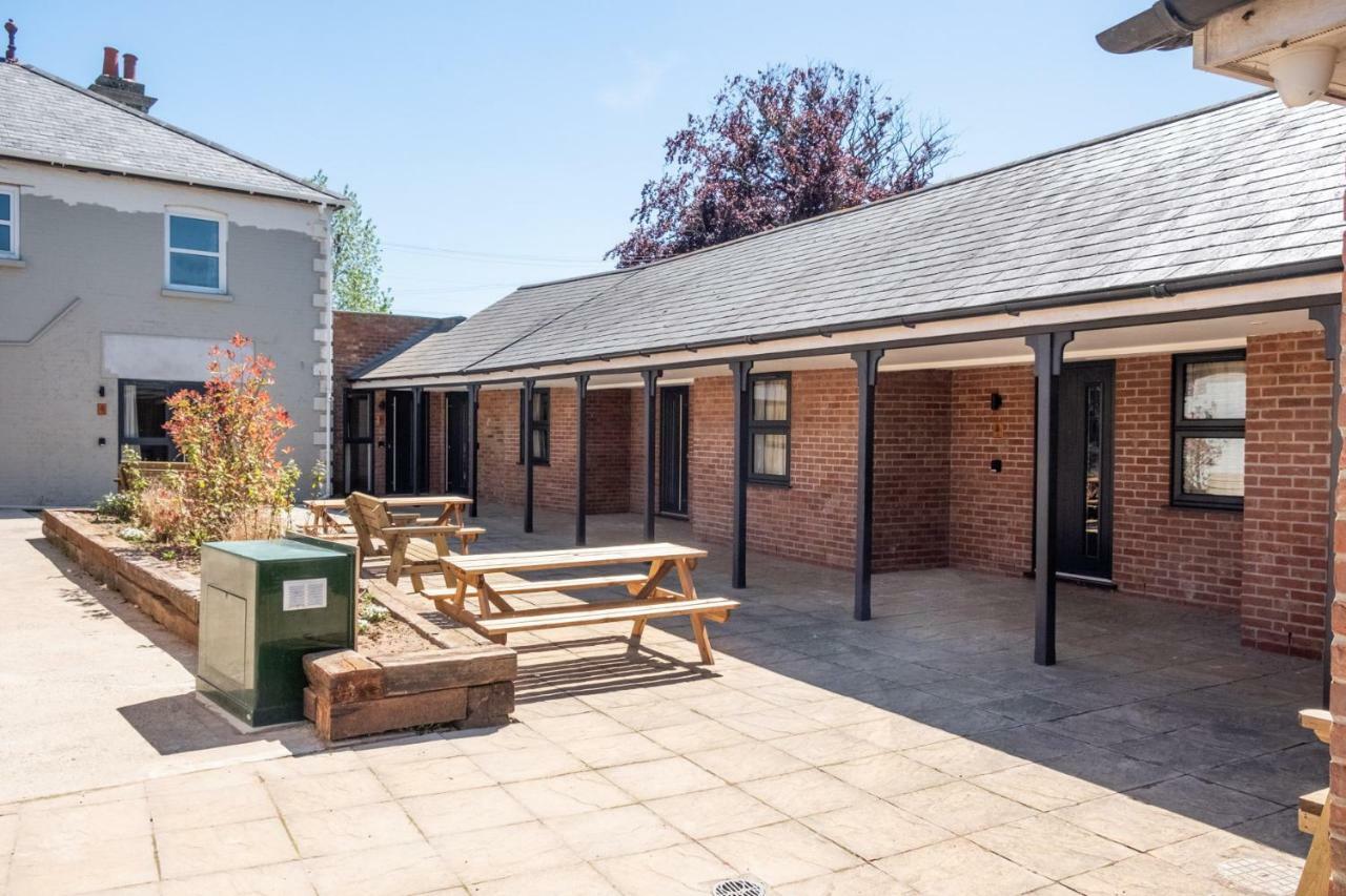 Weeping Willow - Three Tuns Apartments, Pettistree, Wickham Market - By Aldeburgh Coastal Cottages Eksteriør billede